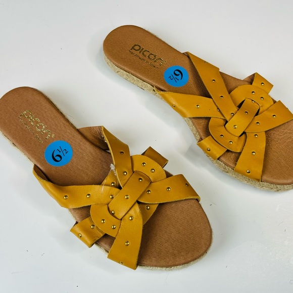 Picon Noir Sandals